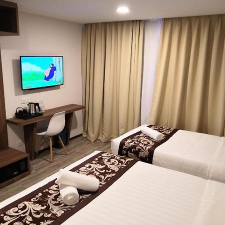 Hotel Lolex Kuchai Lama Kuala Lumpur Zewnętrze zdjęcie